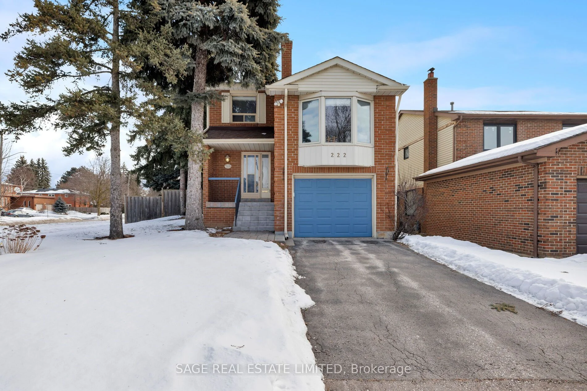 Detached in Richmond Hill