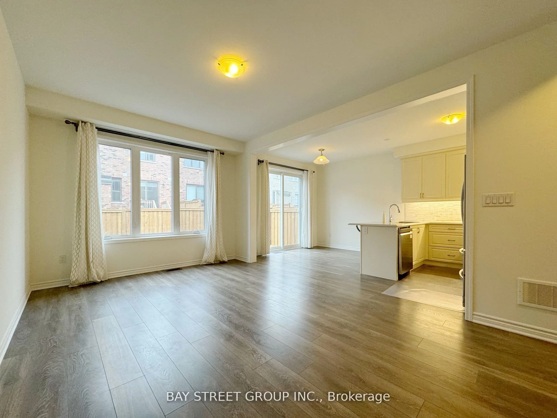 23 Ness Drive, Richmond Hill, ON L4S 0J8