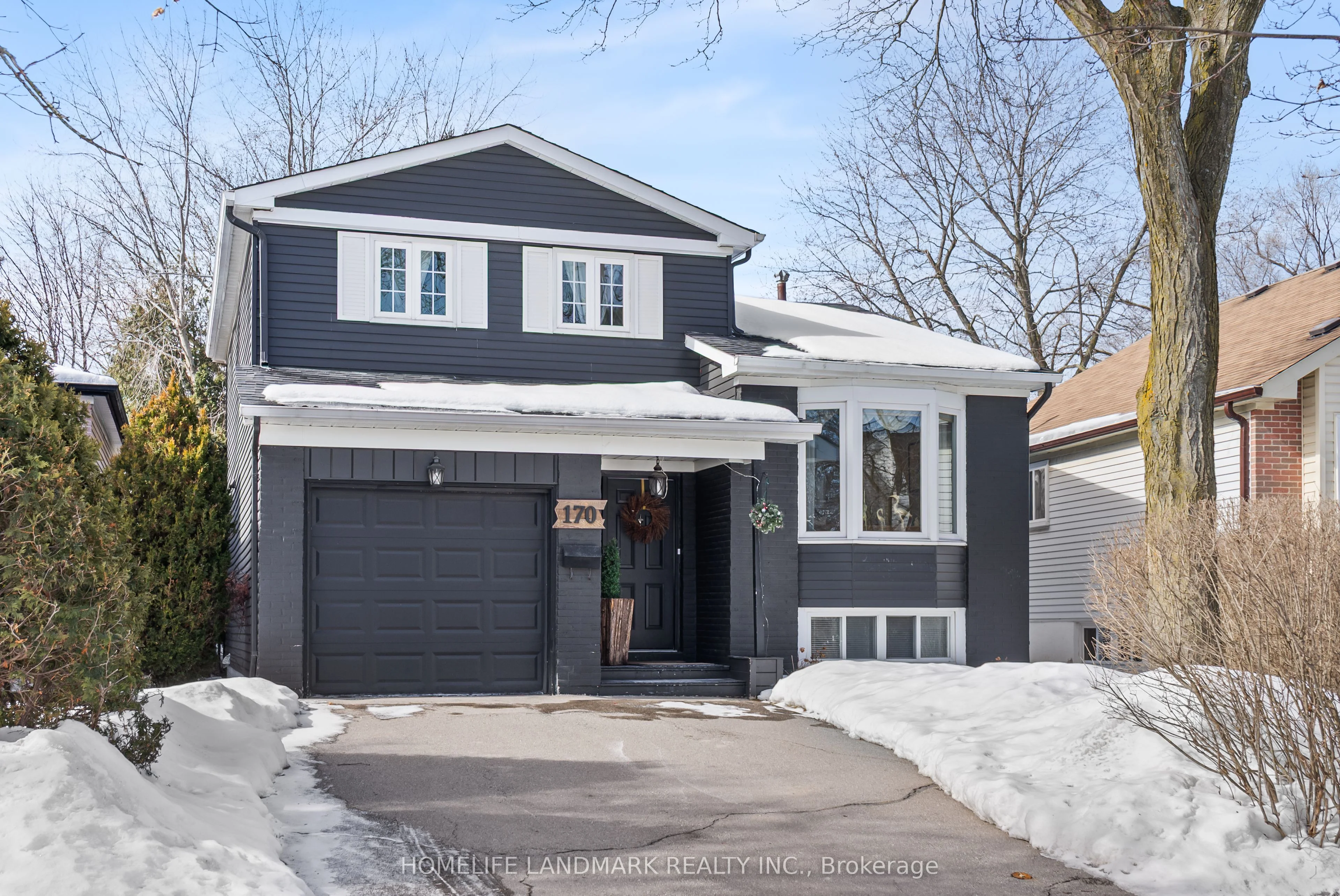 Detached in Richmond Hill