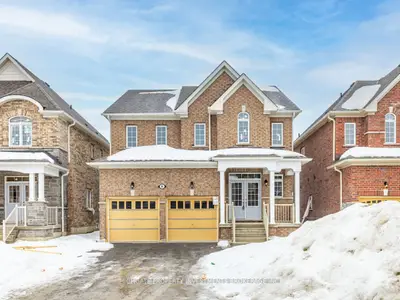8 Jeanne Pynn Avenue, Georgina, On L0e 1r0