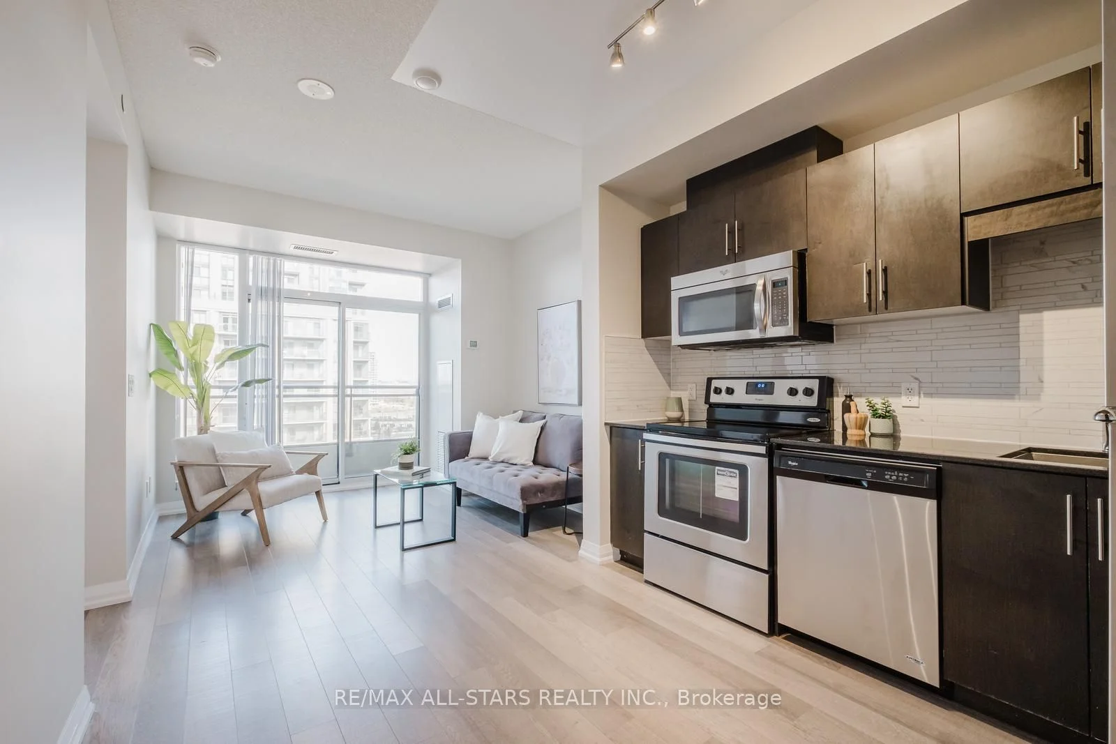 Condo Apartment in Markham