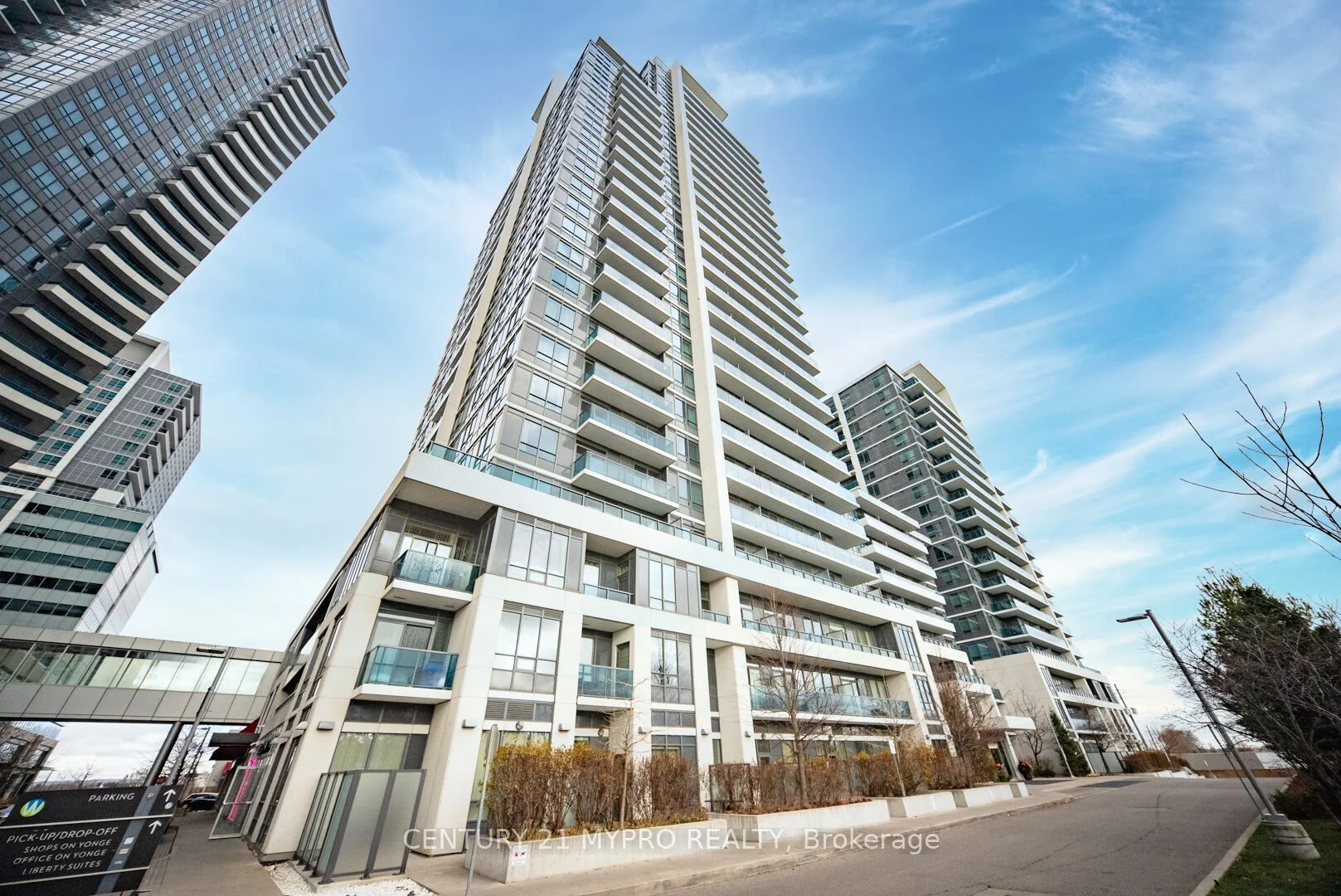 Condo Apartment in Markham