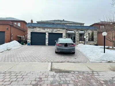 Detached in Vaughan
