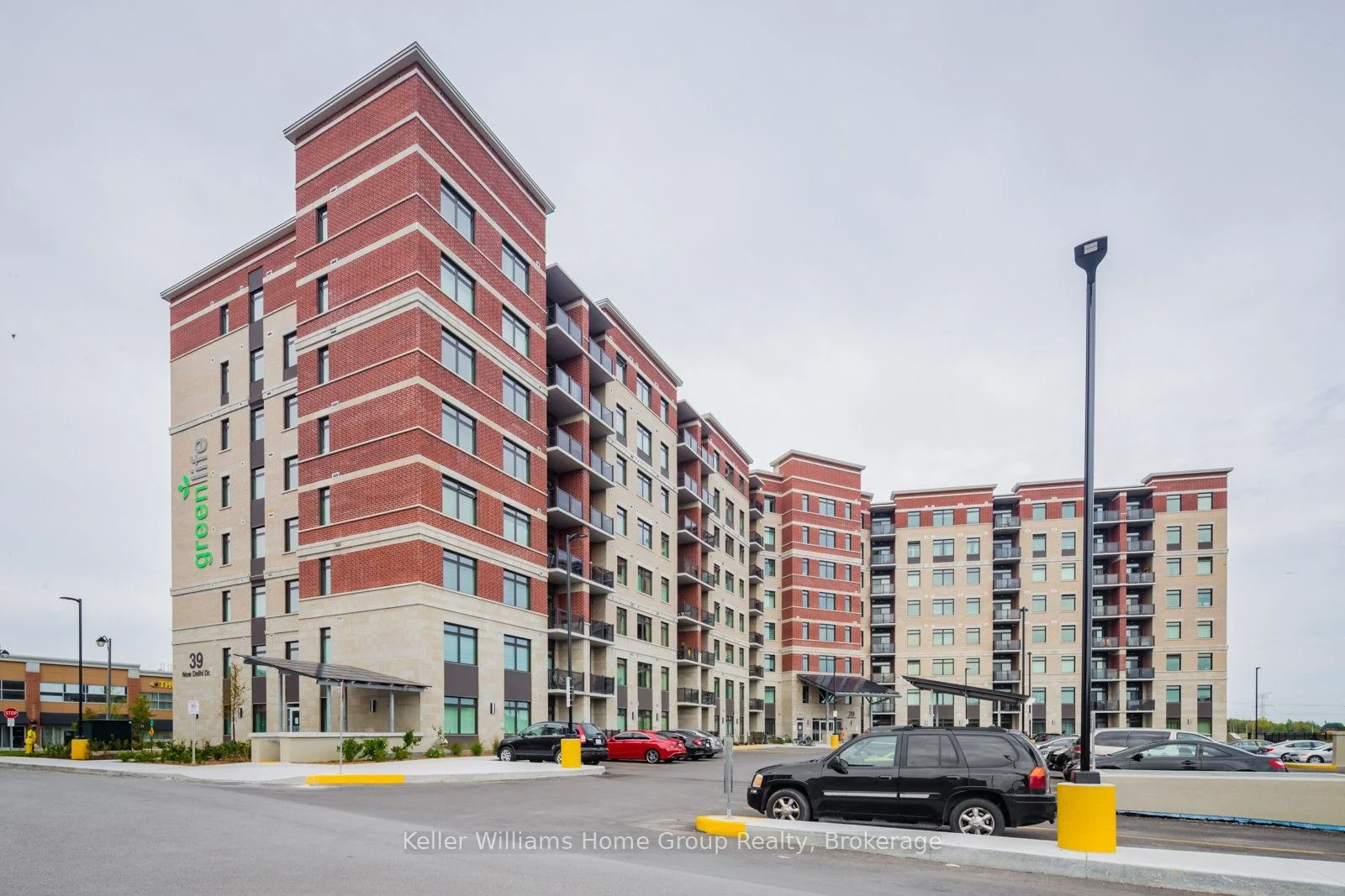 Condo Apartment in Markham