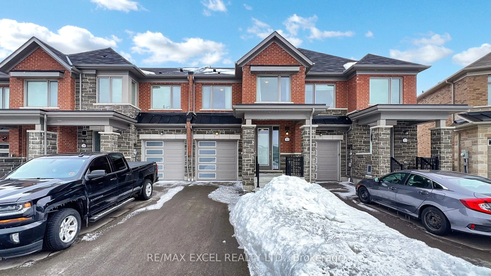 Att/Row/Townhouse in Whitchurch-Stouffville