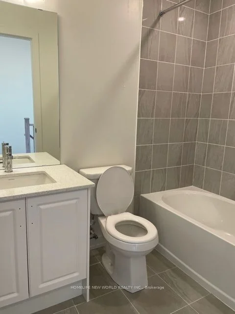 370 Red Maple Road 7, Richmond Hill, ON L4C 6P5