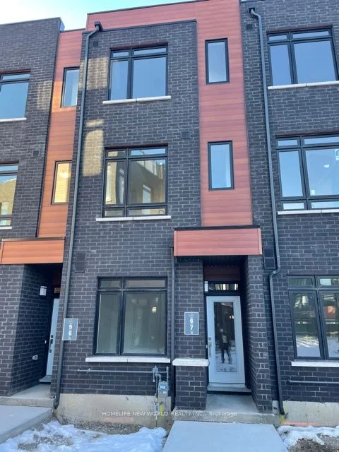 Condo Townhouse in Richmond Hill