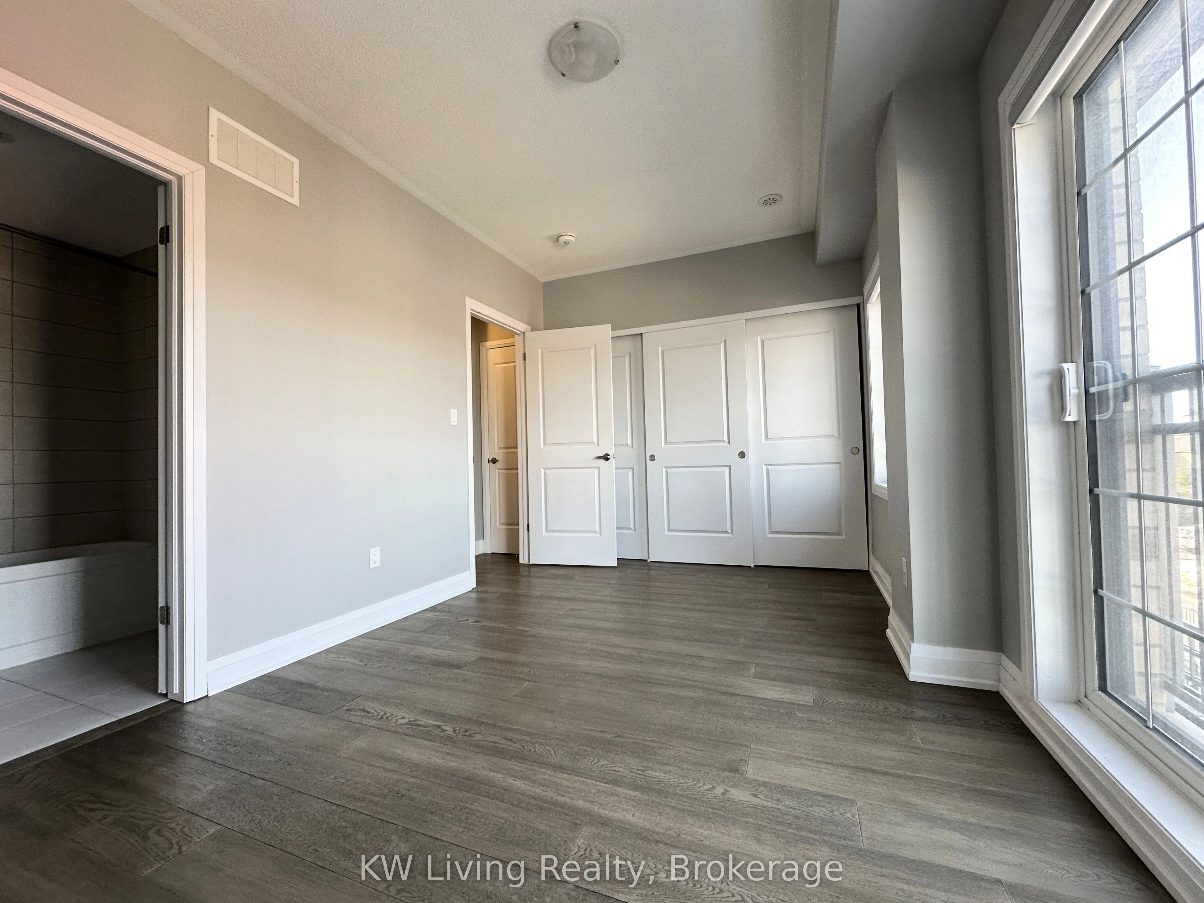 14 Maybank Lane, Whitchurch-Stouffville, ON L4A 1X7