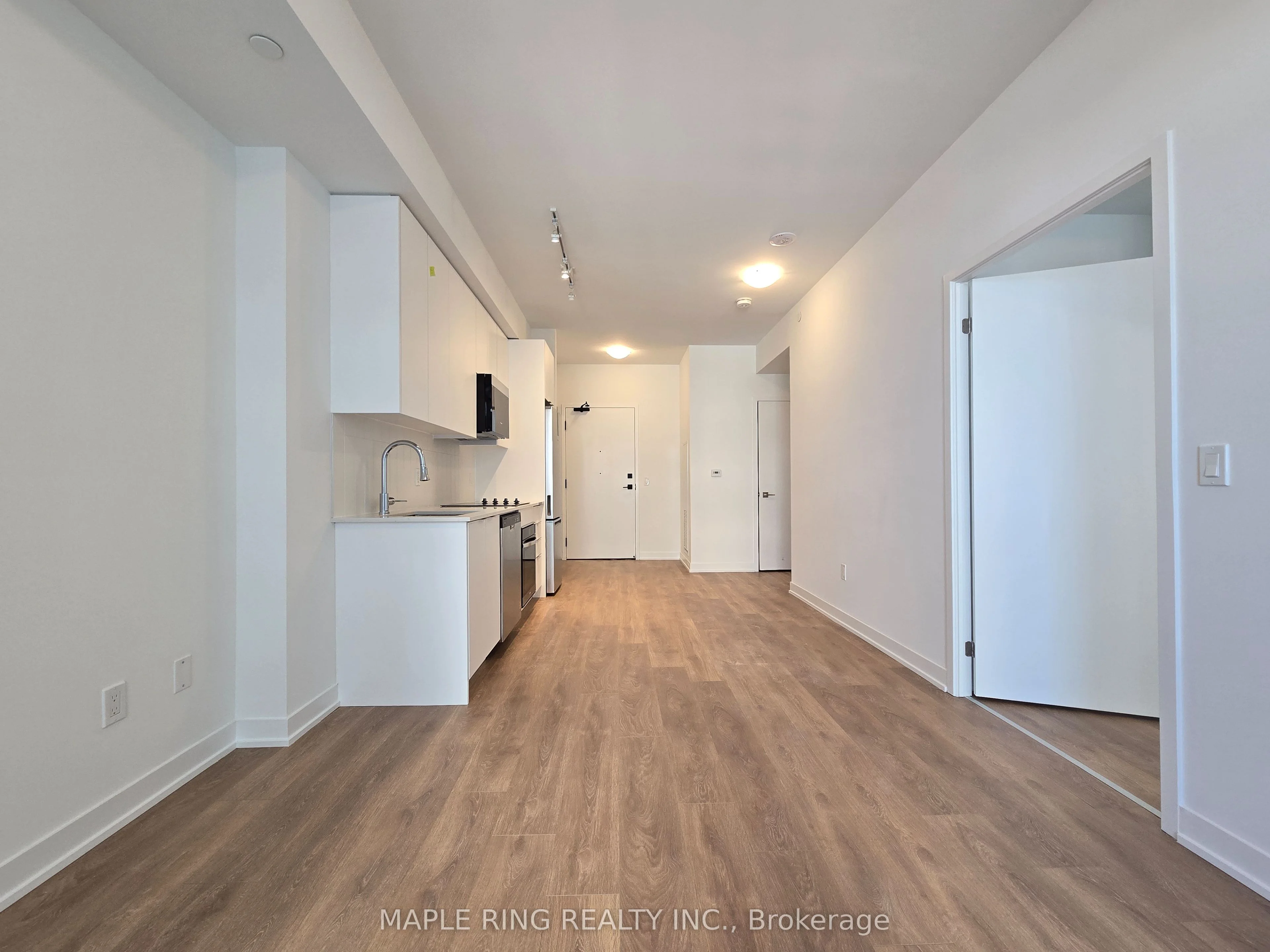 Condo Apartment in Vaughan