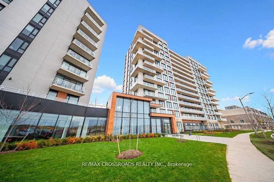 6 David Eyer Road 317, Richmond Hill, ON L4S 0N5