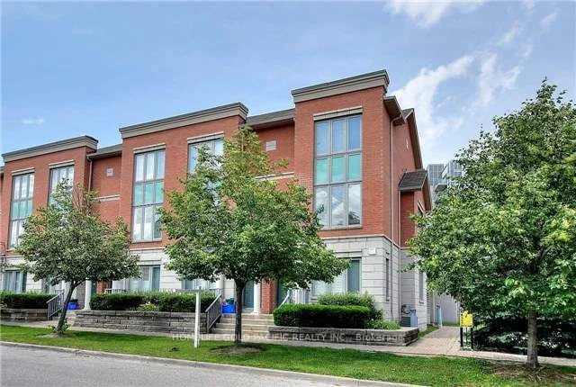 Condo Townhouse in Markham