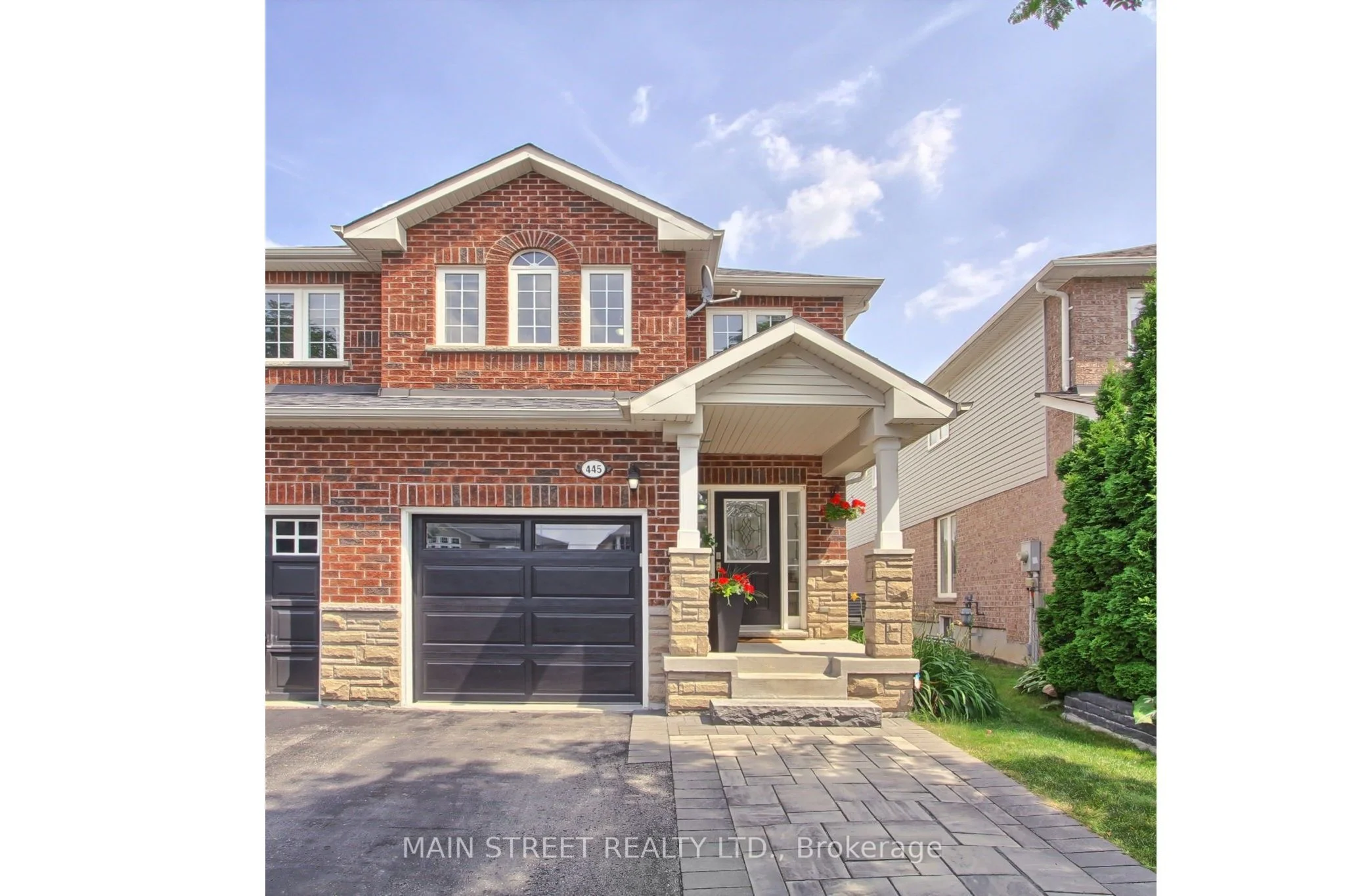 Semi-Detached in Newmarket