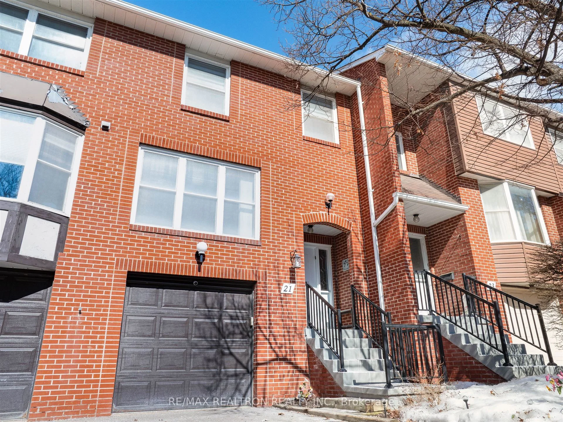 Condo Townhouse in Markham
