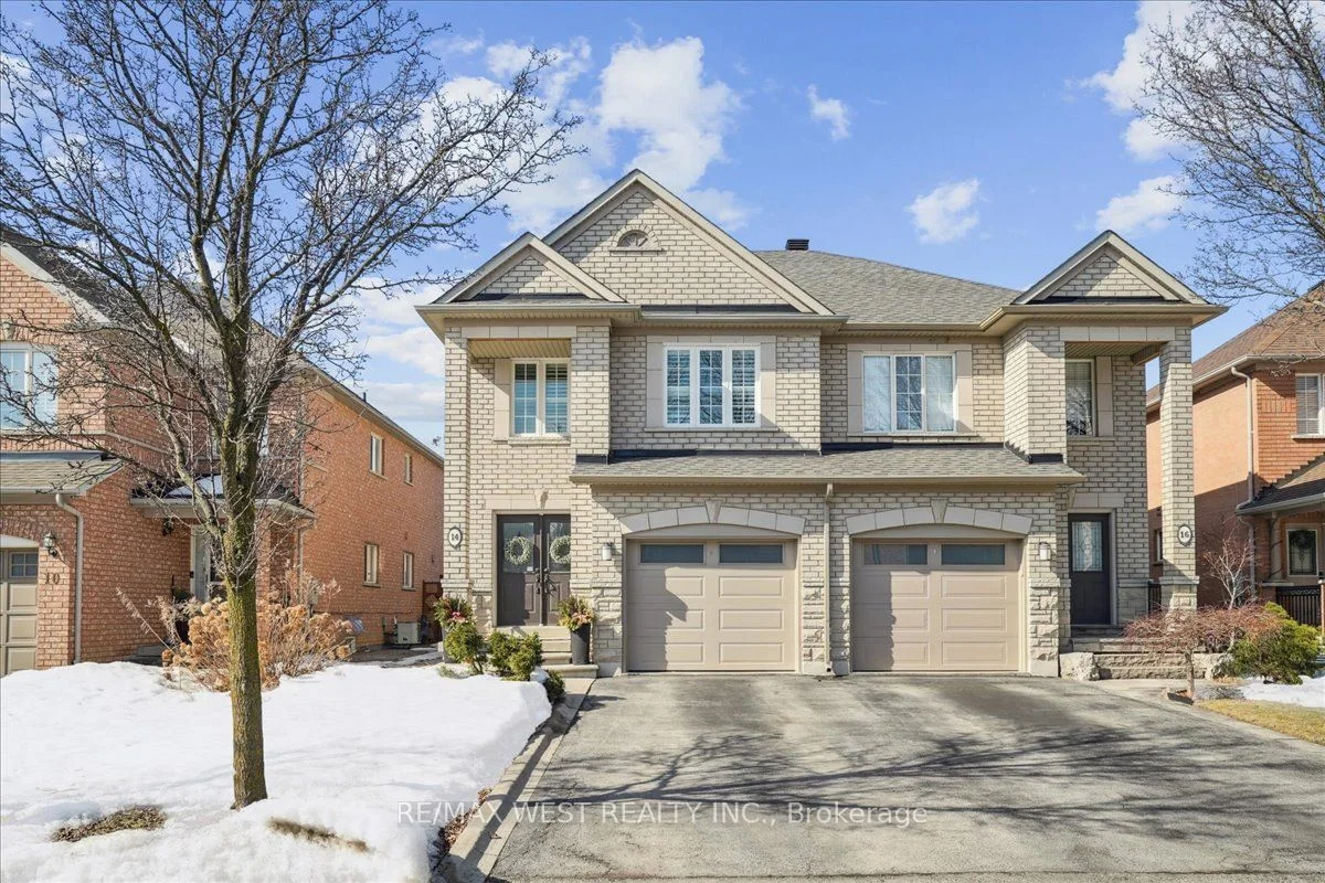 Semi-Detached in Vaughan