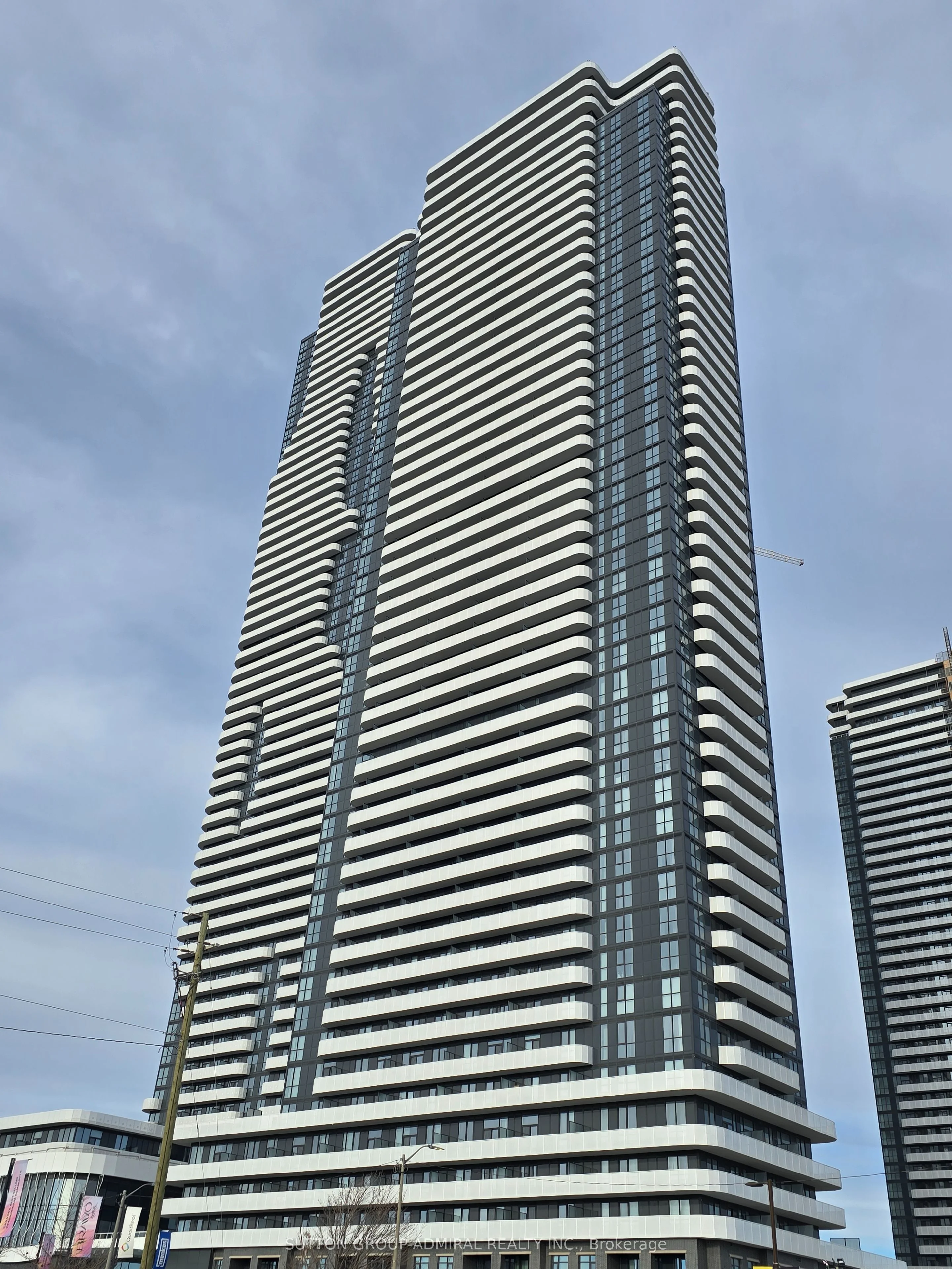225 Commerce Street 911, Vaughan, On L4k 0r1