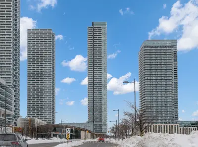 950 Portage Parkway 3301, Vaughan, On L4k 0j7