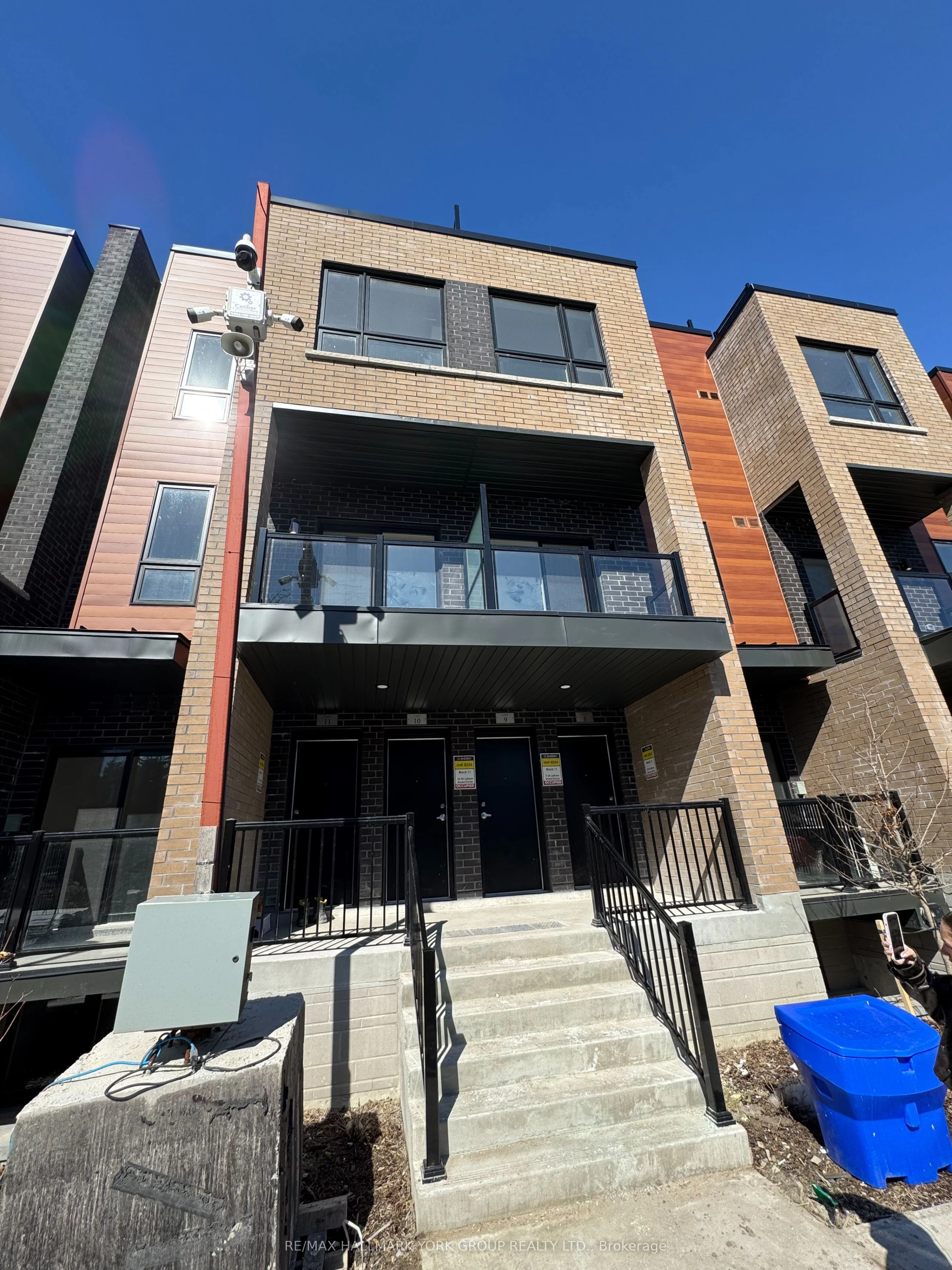 Condo Townhouse in Newmarket