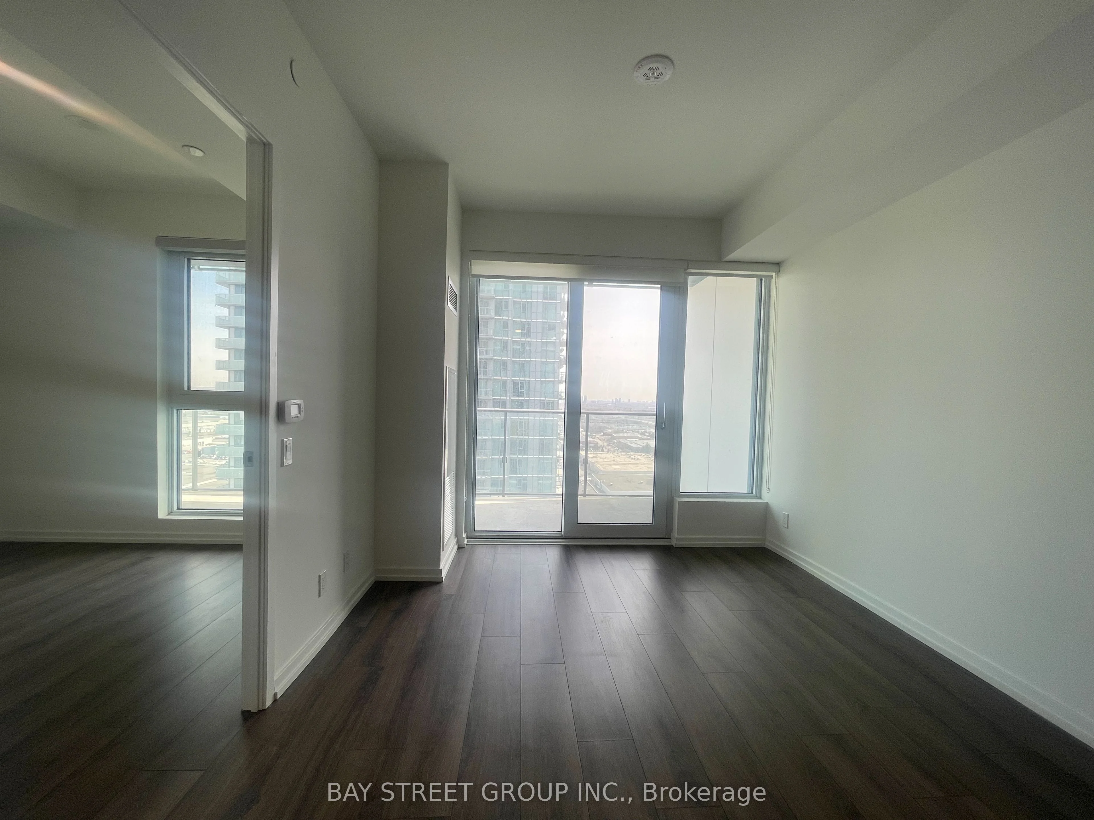 7890 Jane Street 2710, Vaughan, ON L4K 0K9