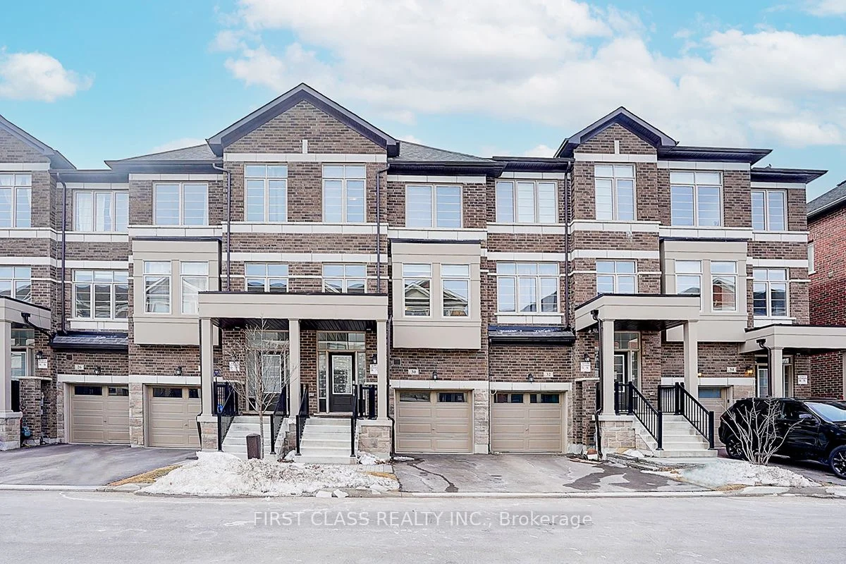 Att/Row/Townhouse in Markham