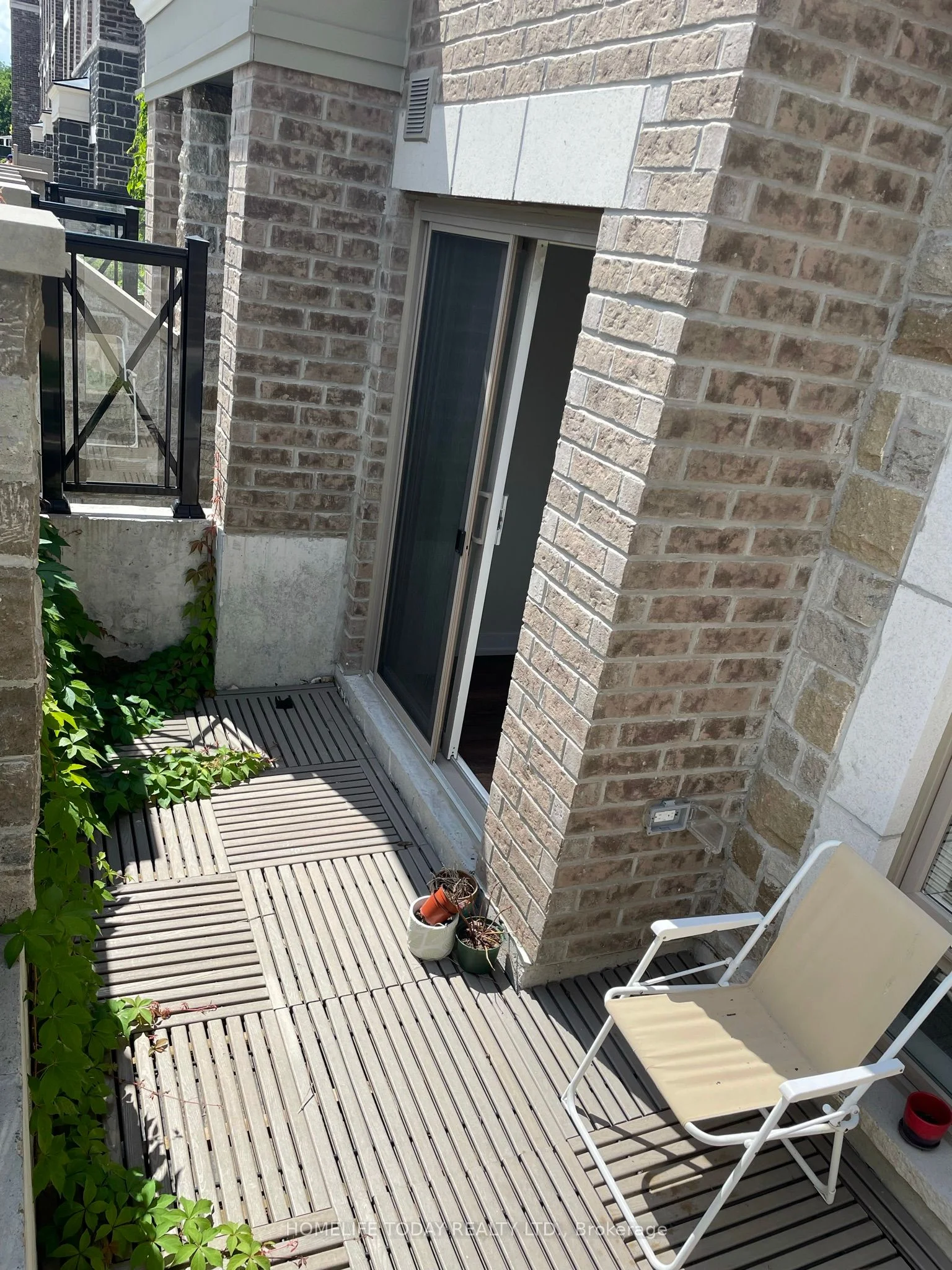 Condo Townhouse in Markham