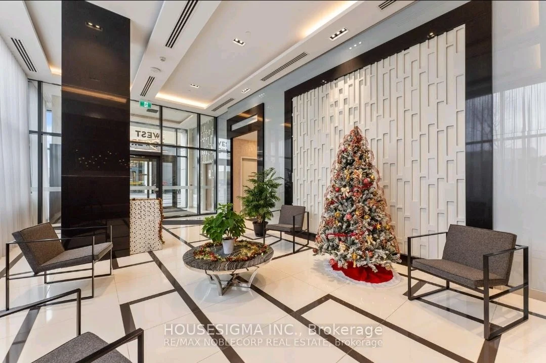 Condo Apartment in Vaughan