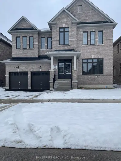 56 Bud Leggett Cres Crescent Room, Georgina, On L4p 0b7