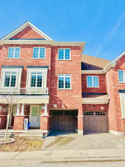 32 Fanny Grove Way, Markham, On L6e 0t6