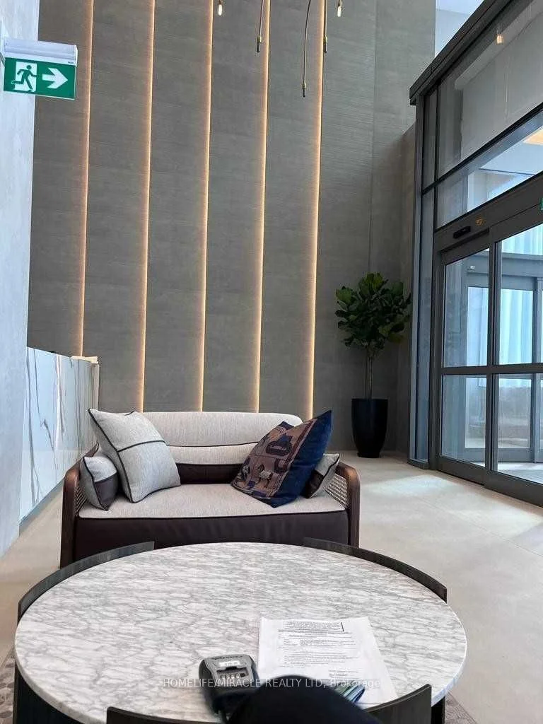 1000 Portage Parkway 519, Vaughan, On L4k 0l1