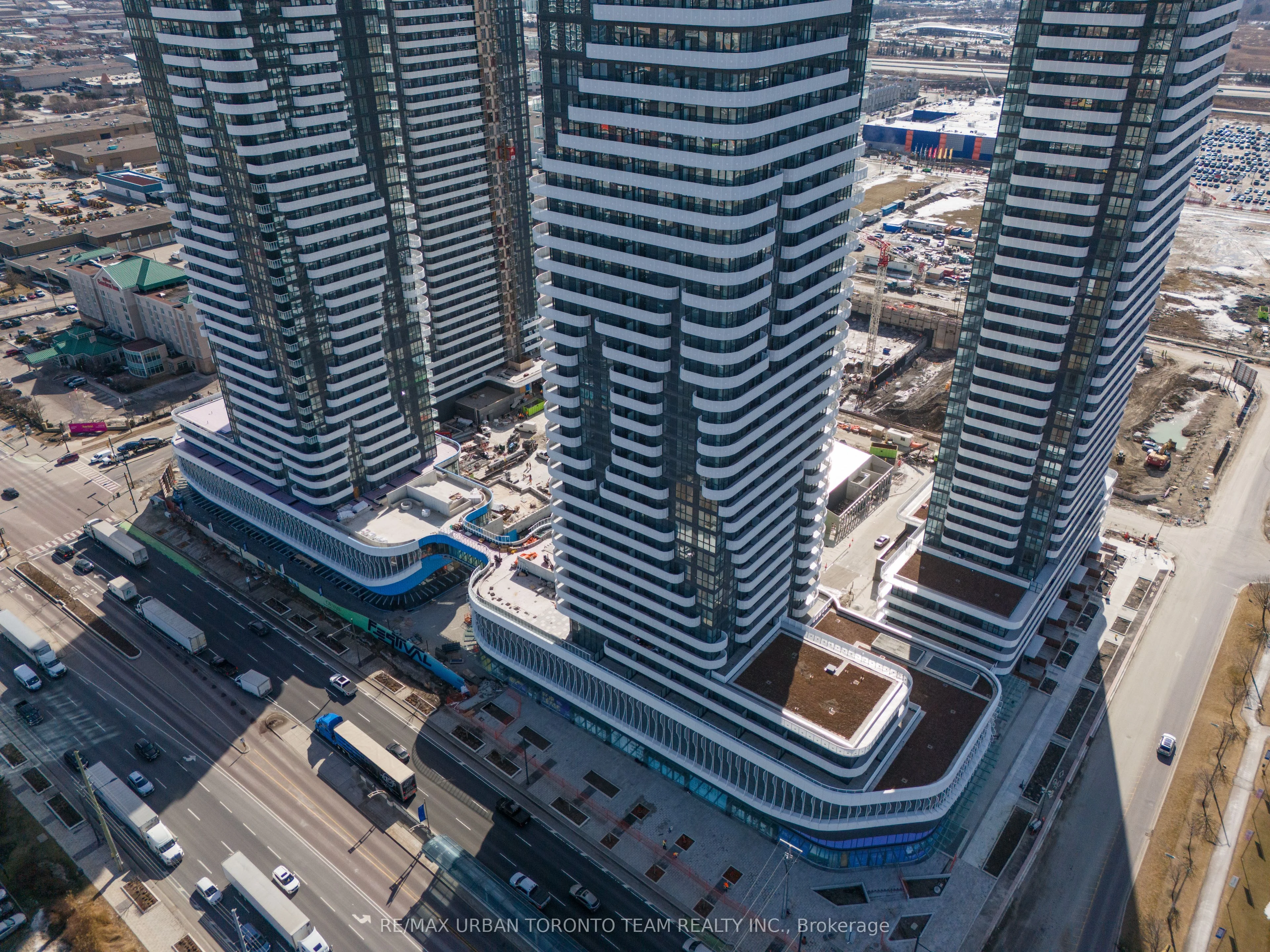 195 Commerce Street 3106, Vaughan, On L4k 0p9