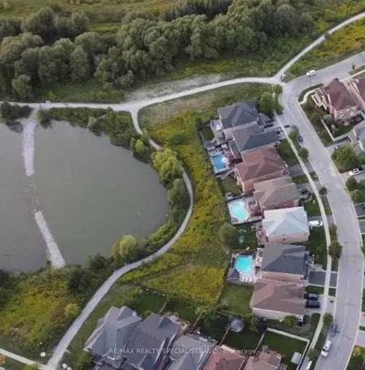 Detached in Bradford West Gwillimbury