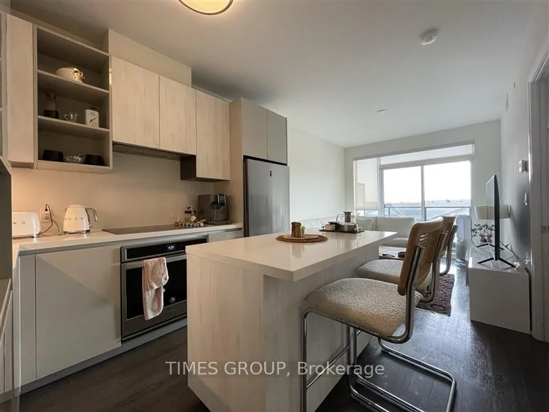Condo Apartment in Richmond Hill