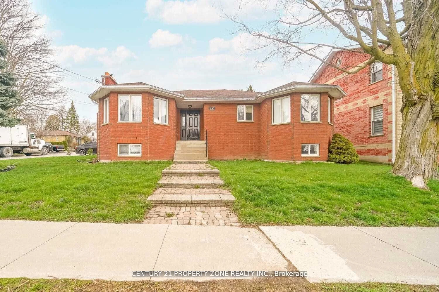 Detached in Bradford West Gwillimbury