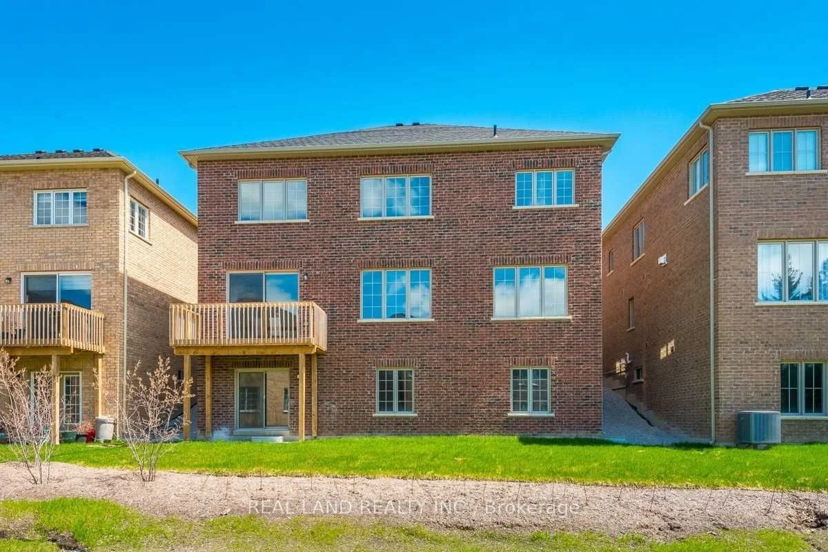 89 Match Point Court Basement, Aurora, On L4g 3j1