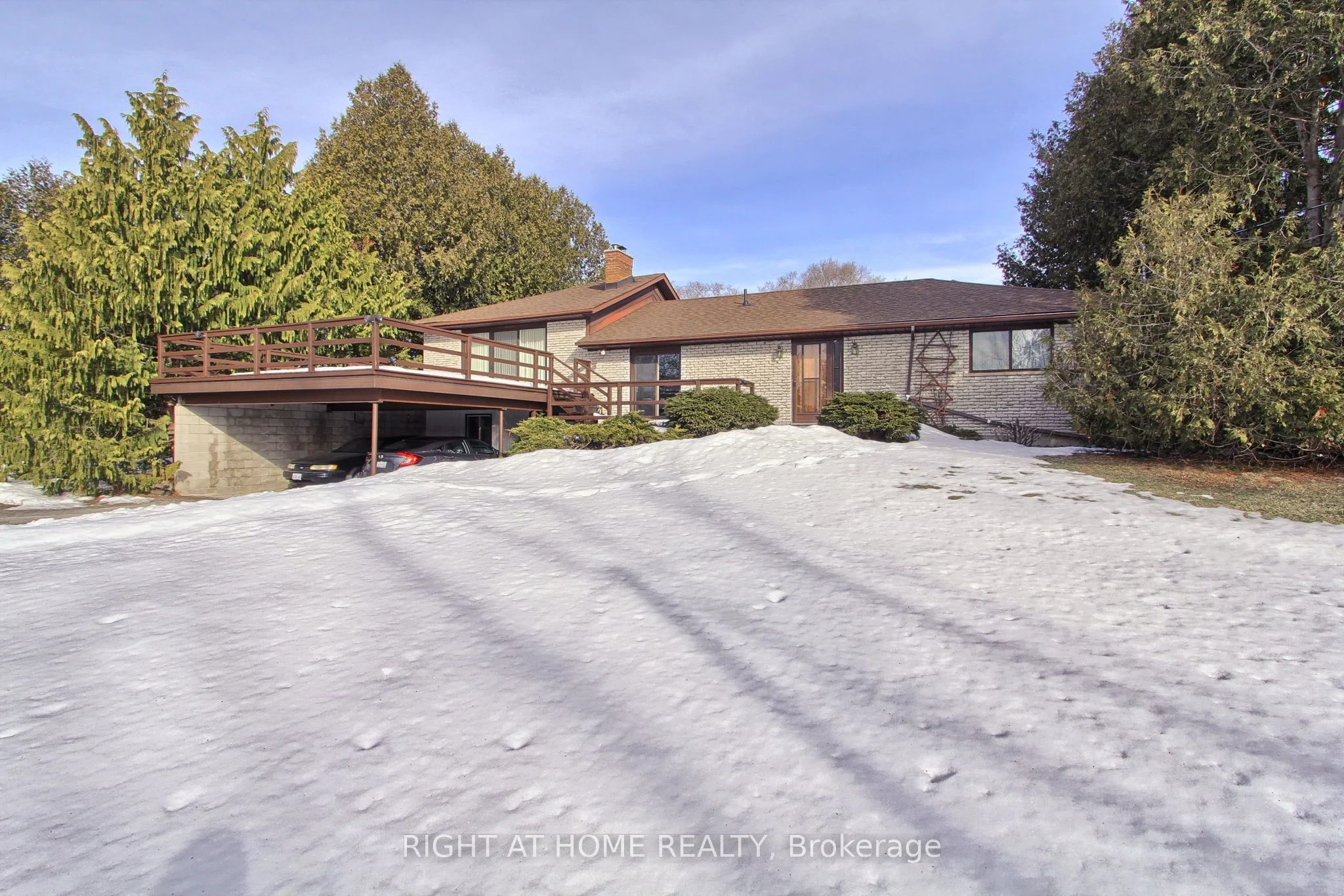 Detached in East Gwillimbury