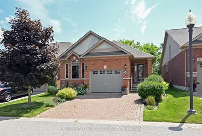 Detached Condo in New Tecumseth