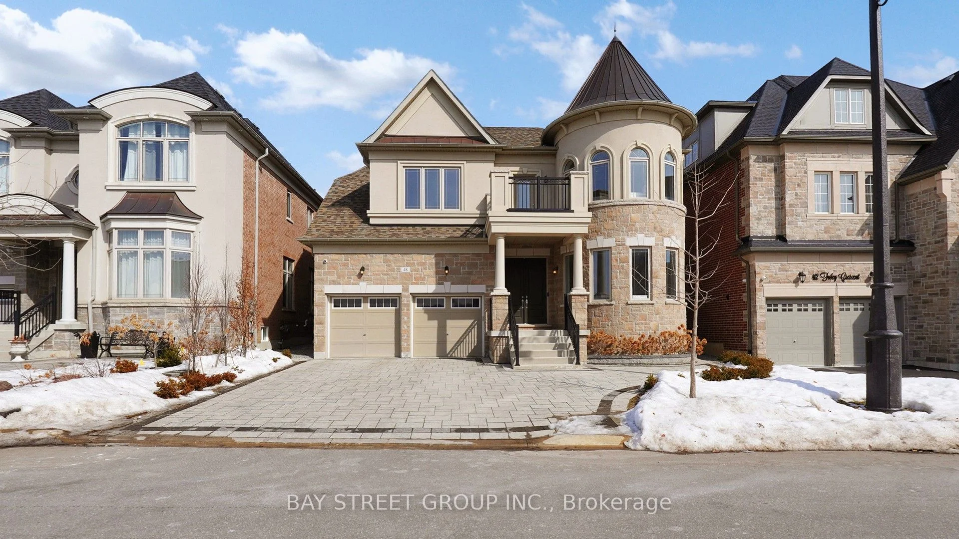 Detached in Vaughan
