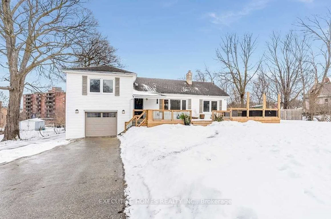 136 John Street W, Bradford West Gwillimbury, On L3z 1j4