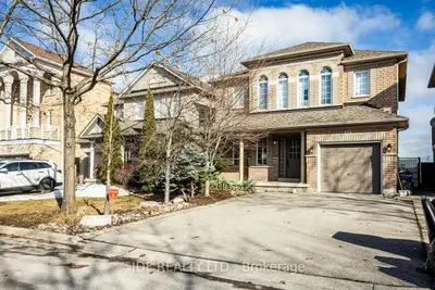 Detached in Vaughan