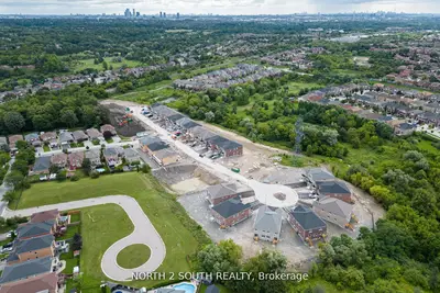 Semi-Detached in Vaughan
