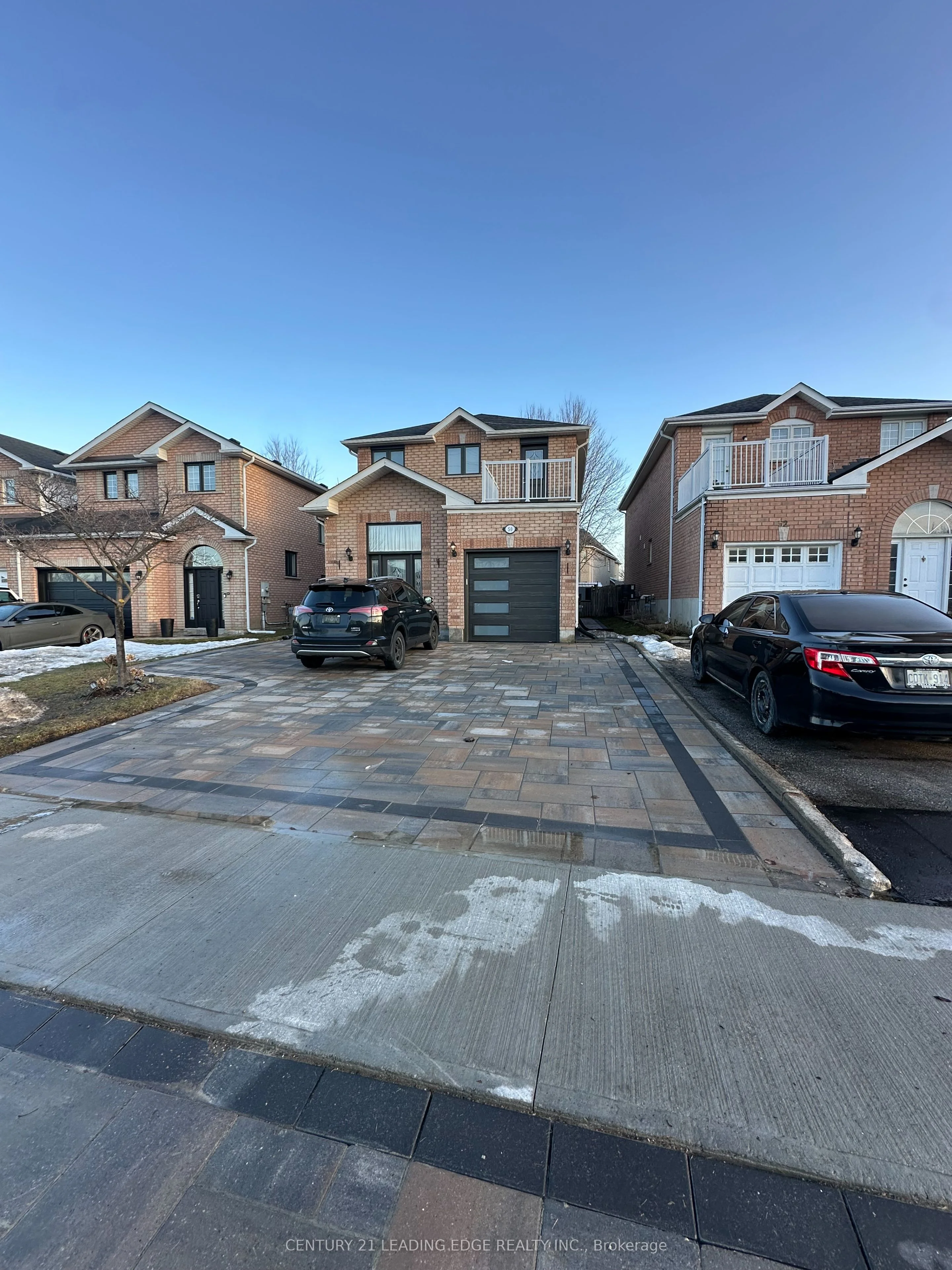 50 Clearmeadow Boulevard Basement, Newmarket, On L3x 2m6