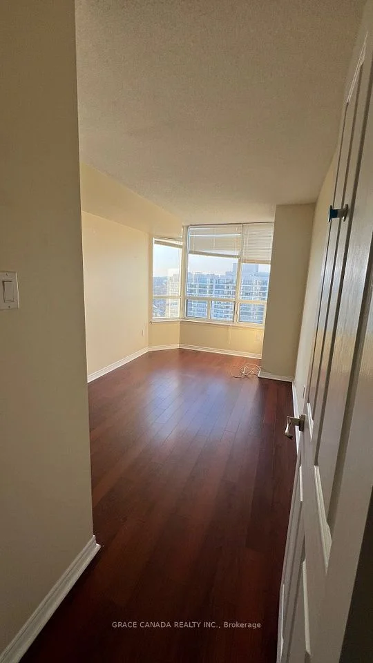 7250 Yonge Street 1801 (Ph201), Vaughan, ON L4J 7X1