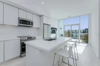Condo Apartment in Innisfil