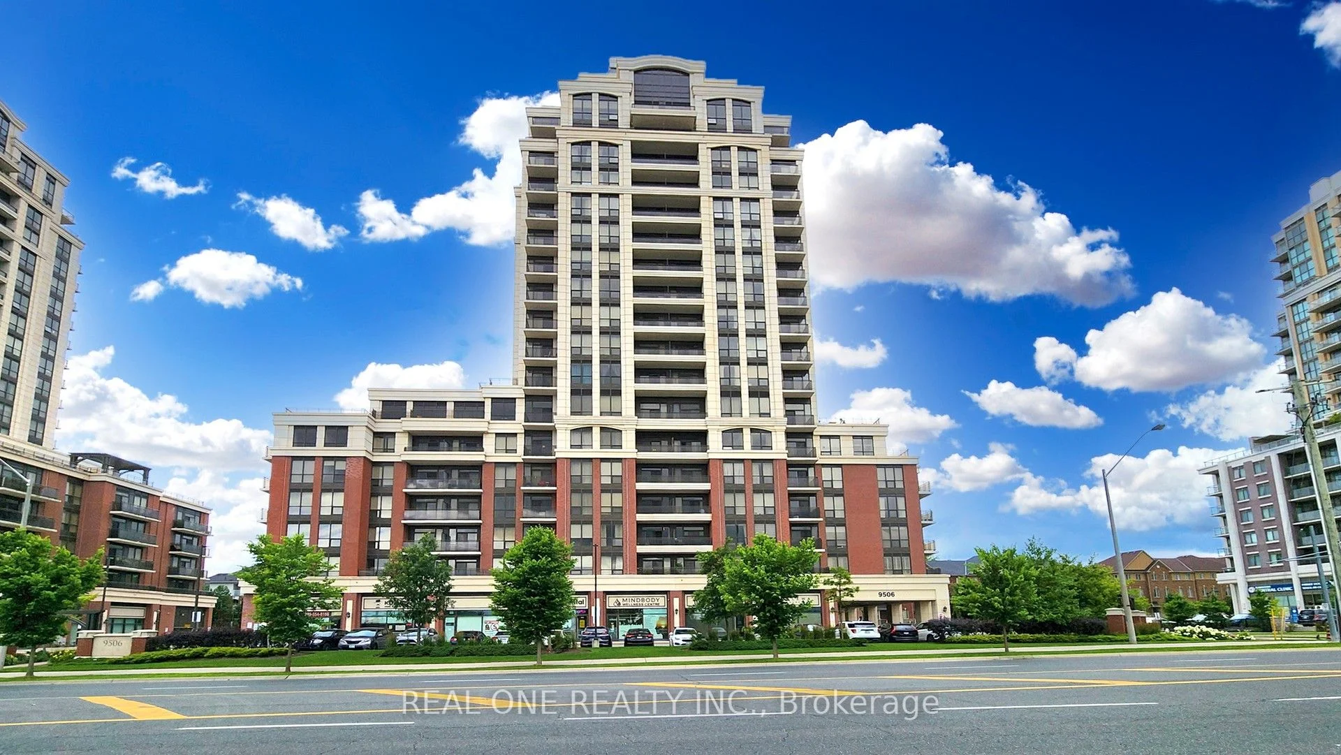 Condo Apartment in Markham