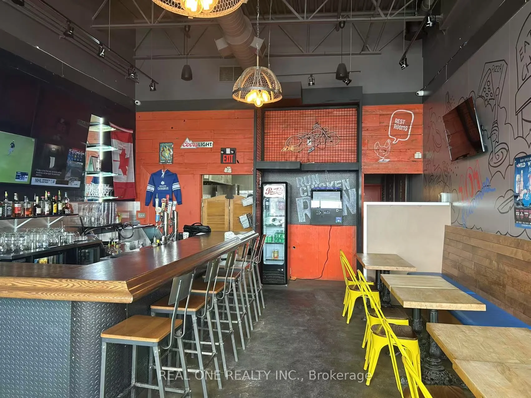 650 Wellington Street E A10, Aurora, ON L4G 0K3