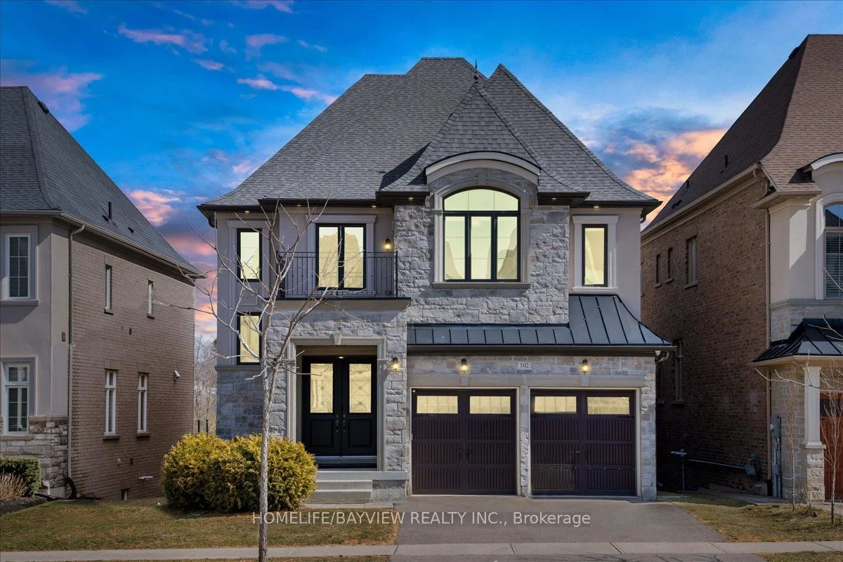 Detached in King