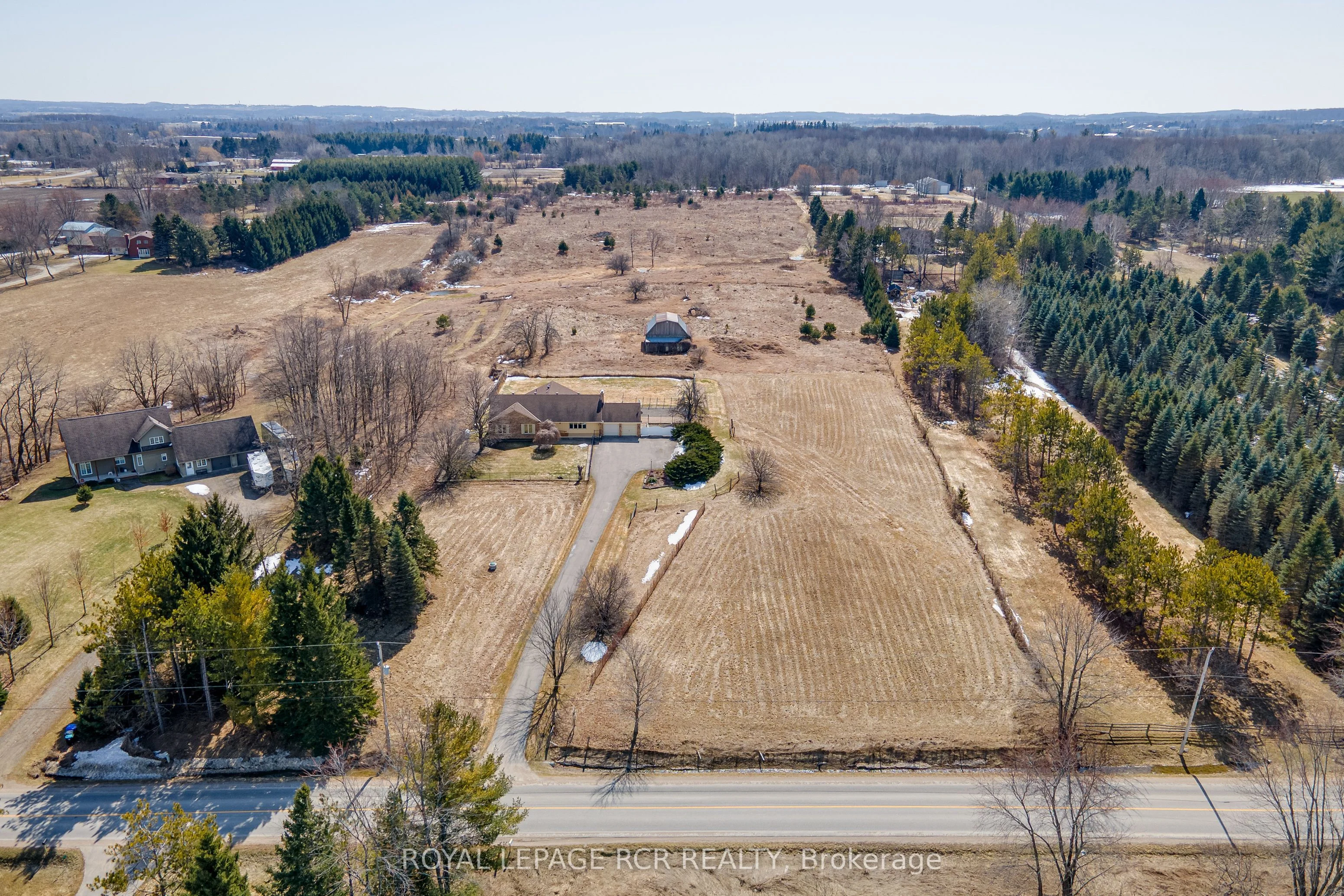 Detached in New Tecumseth
