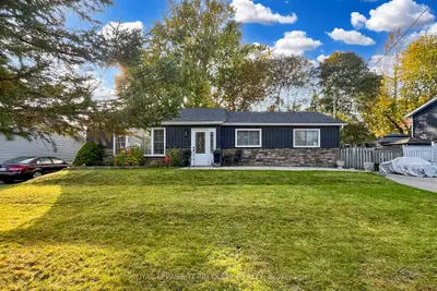 36 Elmvale Boulevard, Whitchurch-stouffville, On L4a 7x3