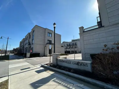 Att/Row/Townhouse in Markham