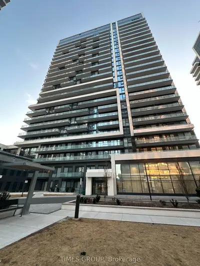 95 Oneida Crescent 609, Richmond Hill, On L4b 0h5