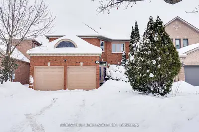 32 Loma Vista Drive, Vaughan, On L4j 7s3